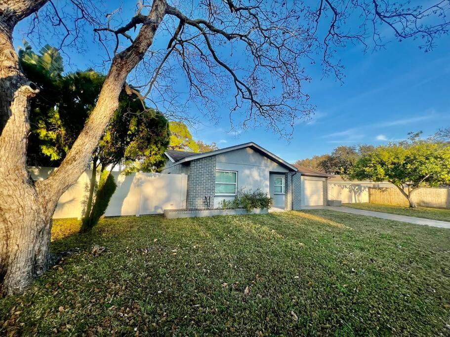Pinebrook Home Close To Beach Largo Extérieur photo